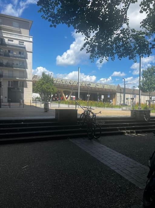 Un Charmant Studio Pres Tramway Thiais Exterior photo